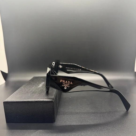 Prada Black Sunglasses - Picture 2 of 6